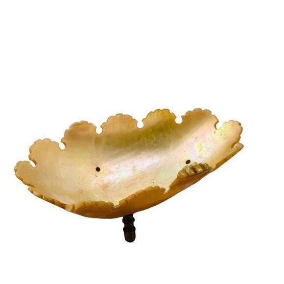 Mother of Pearl Jewelry/Ring Dish or Trinket‎ Dish Vintage